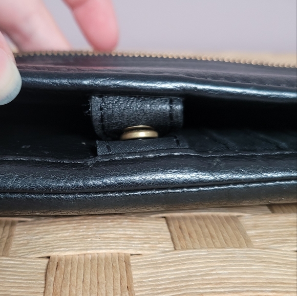 Fossil Black Leather Preston Flap Clutch Wallet - Picture 7 of 8